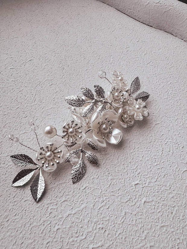 Delilah Silver Flower Hair Clip